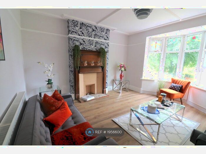 4 Bedroom Detached House To Rent In Elm Green Lane, Conisbrough, Doncaster, DN12