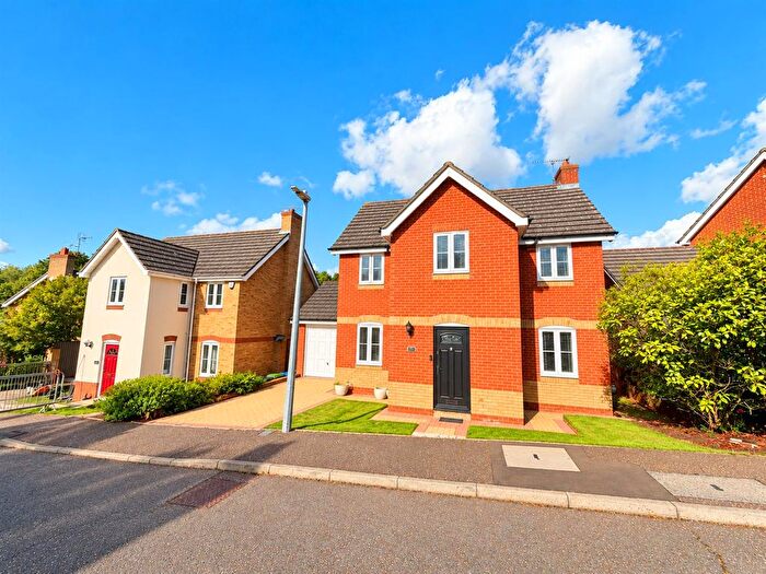 4 Bedroom Detached House For Sale In Guernsey Way, Braintree, CM7