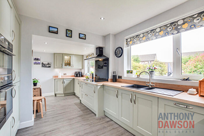 3 Bedroom Semi-Detached House For Sale In Greystones Drive, Fence, BB12