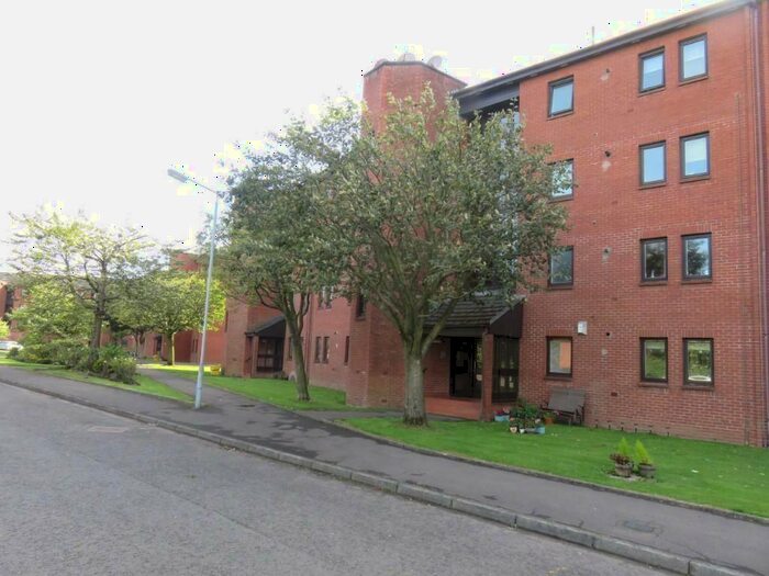 2 Bedroom Flat To Rent In Durward Court, Glasgow, G41
