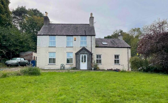 4 Bedroom Detached House For Sale In Coed Helen Road, Caernarfon, Gwynedd, LL54