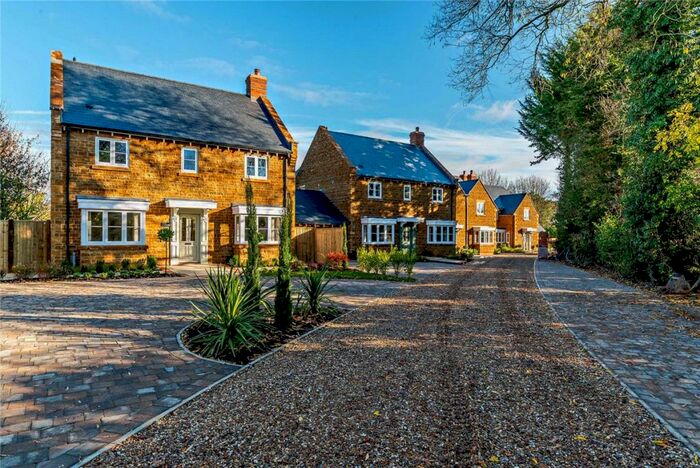 3 Bedroom Detached House For Sale In Roebuck Court, Southam Road, Priors Marston, Warwickshire, CV47