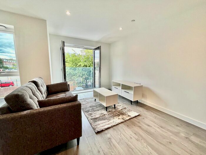 1 Bedroom Flat To Rent In Burley Road, Burley, Leeds, LS4