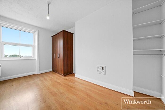 1 Bedroom Apartment To Rent In Westow Hill, London, SE19