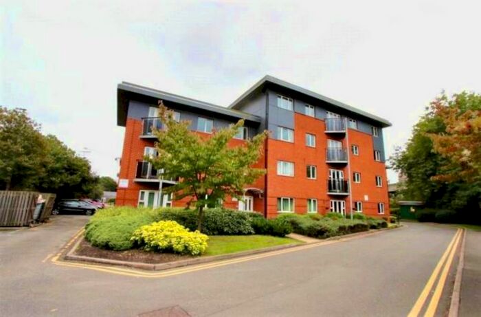 2 Bedroom Flat To Rent In Conisbrough Keep, Coventry, CV1