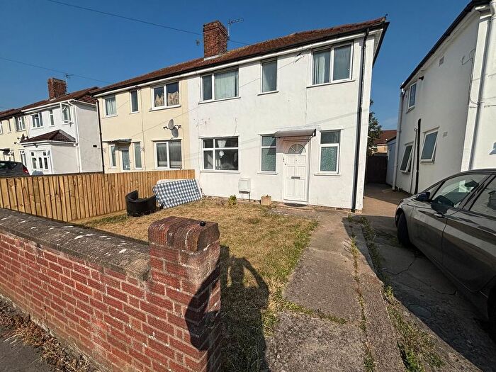 3 Bedroom Semi-Detached House To Rent In Napier Road, Oxford, OX4