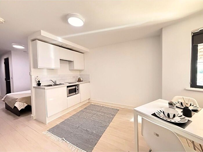 Studio To Rent In Upper Parliament Street, Liverpool, Merseyside, L8