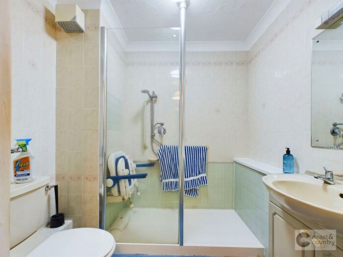 1 Bedroom Flat For Sale In Marsh Road, Newton Abbot, TQ12