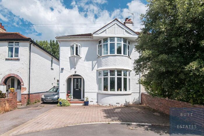 4 Bedroom Semi-Detached House For Sale In Buckerell Avenue, Exeter, EX2