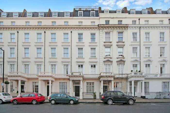 2 Bedroom Flat To Rent In Belgrave Road, Pimlico, SW1V