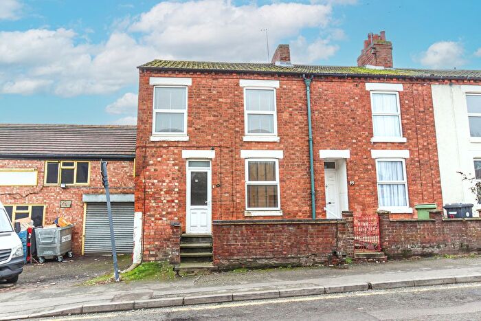 4 Bedroom End Of Terrace House To Rent In Regent Street, Wellingborough, NN8