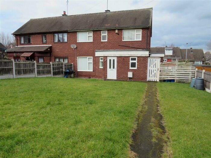 3 Bedroom House To Rent In Library Close, Rotherham, S61
