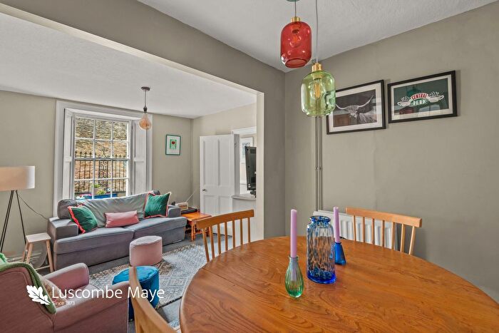 2 Bedroom Cottage For Sale In Phoenix Place, Kingsbridge, TQ7