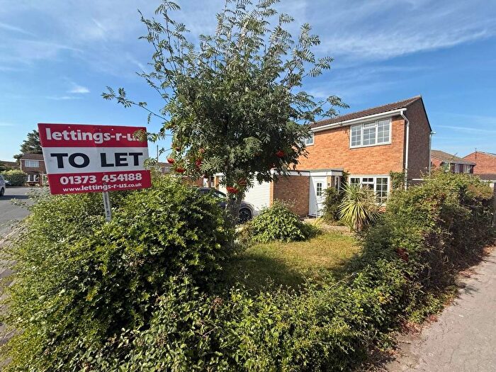 2 Bedroom Property To Rent In Baydon Close, Trowbridge, Wiltshire, BA14