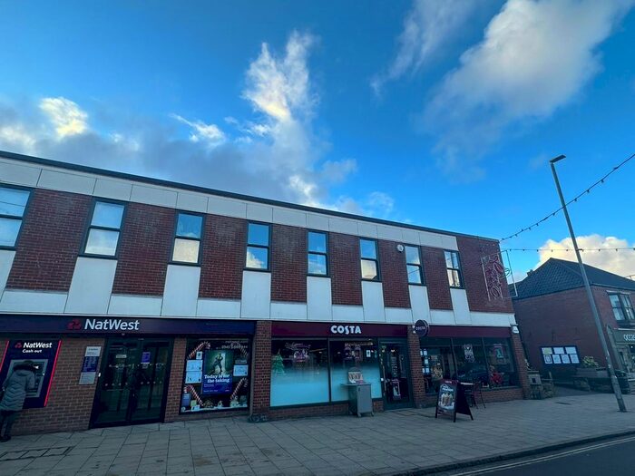 2 Bedroom Flat To Rent In Louden Road, Cromer, NR27