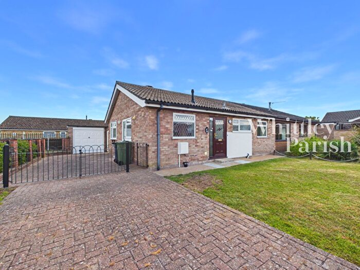 2 Bedroom Semi-Detached Bungalow To Rent In Falcon Avenue, Diss, IP22