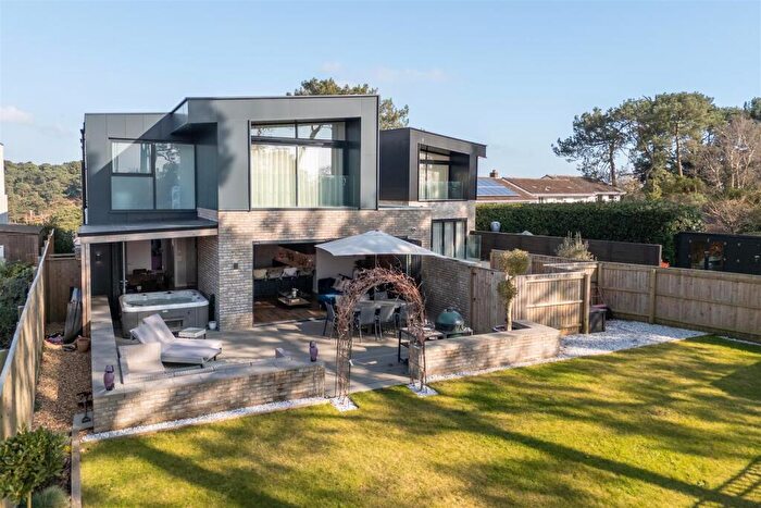 4 Bedroom Detached House For Sale In Blake Hill Avenue, Lilliput, BH14