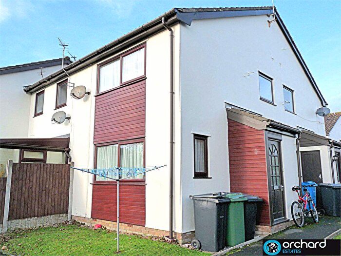 1 Bedroom Mews For Sale In Calder Close, St. Annes, FY8