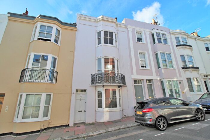 4 Bedroom Terraced House For Sale In Temple Street, Brighton, BN1