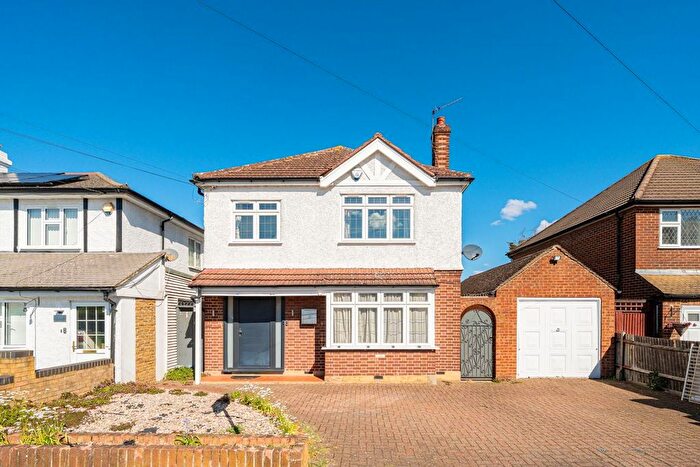 4 Bedroom Detached House To Rent In Kenilworth Road, Ashford, TW15
