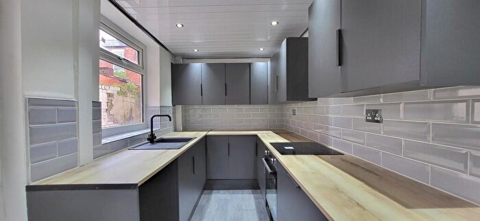 3 Bedroom End Of Terrace House For Sale In Prospect Place, Ashton-On-Ribble, Preston, PR2