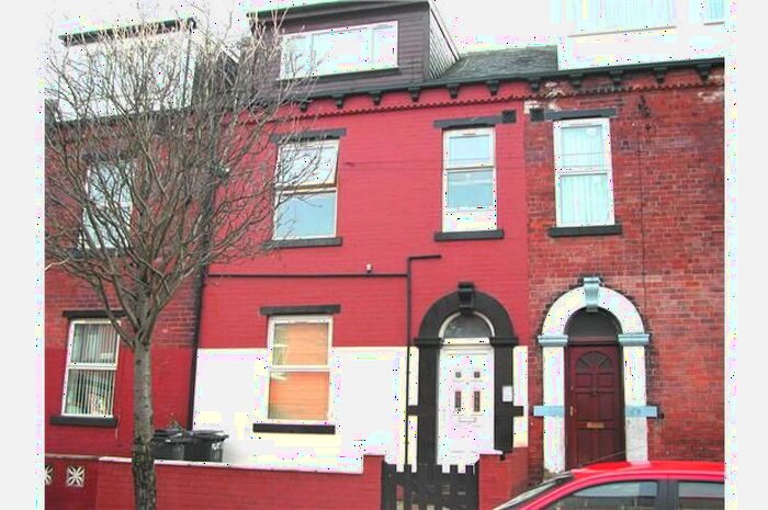 1 Bedroom Flat To Rent In Laurel Grove, Leeds, LS12