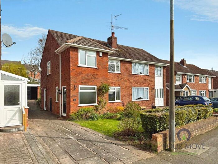 3 Bedroom Semi Detached House For Sale In Keats Close, Dudley, West Midlands, DY3