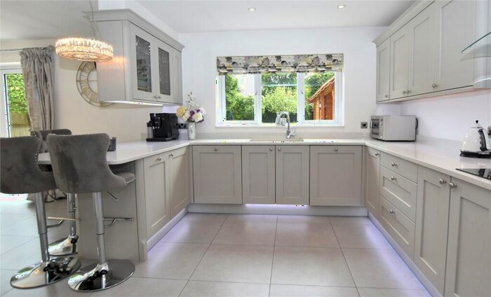 4 Bedroom Detached House For Sale In Wantage Road, Rowstock, Didcot, Oxfordshire, OX11