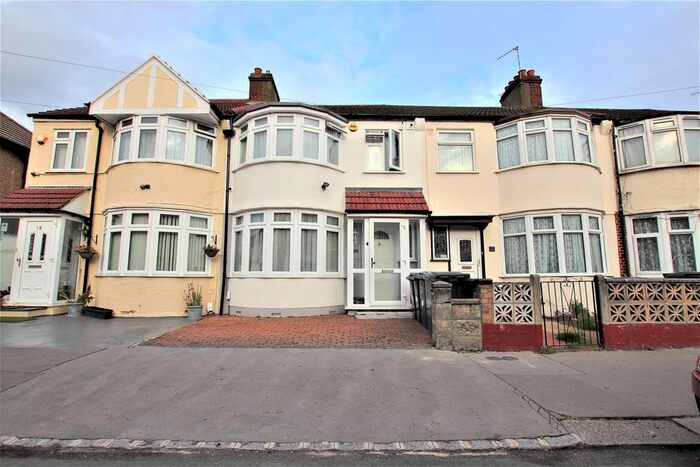 3 Bedroom Terraced House To Rent In Berne Road, Thornton Heath, CR7