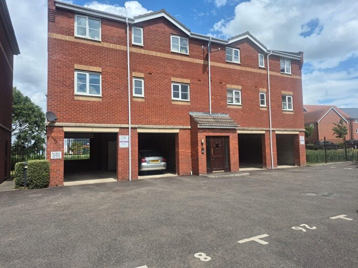 2 Bedroom Flat For Sale In Holmes Court, Fenners Marsh, Gravesend, Kent, DA12