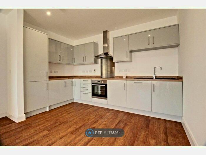 2 Bedroom Flat To Rent In Mosquito Road, Upper Cambourne, Cambridge, CB23