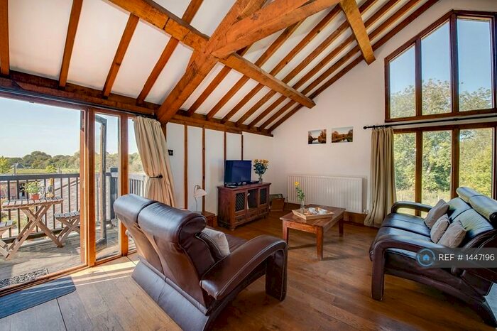 1 Bedroom End Of Terrace House To Rent In The Old Barns, Hampshire, SO20
