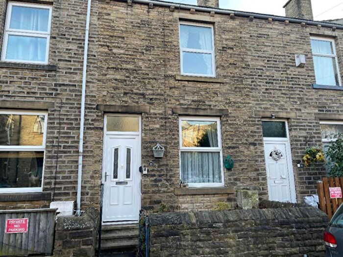 2 Bedroom Terraced House For Sale In West Street, Brighouse, HD6