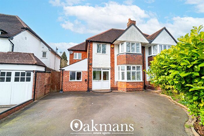 4 Bedroom Semi Detached House For Sale In Etwall Road, Birmingham, West Midlands, B28