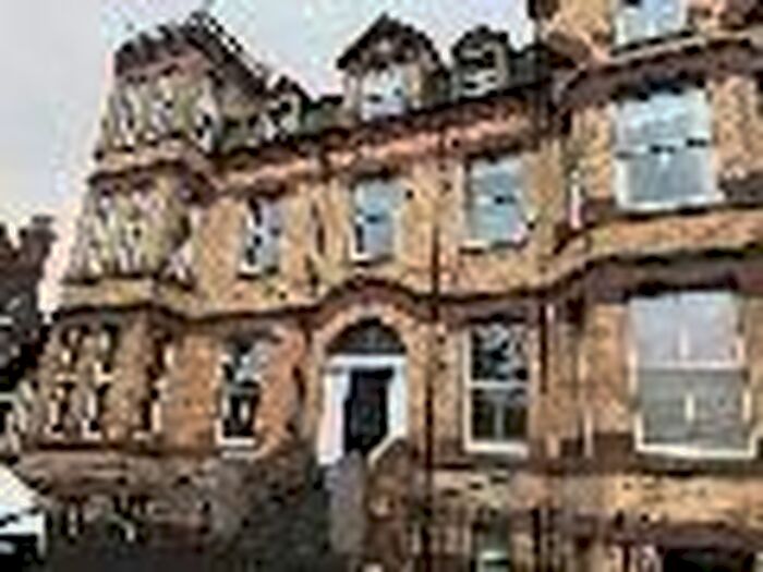 3 Bedroom Flat To Rent In Aigburth Drive, Liverpool, L17