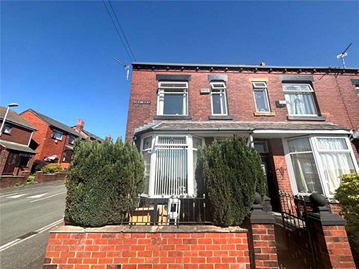 2 Bedroom End Of Terrace House To Rent In Verney Road, Royton, Oldham, Greater Manchester, OL2