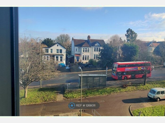 4 Bedroom Flat To Rent In Betstyle House, London N10