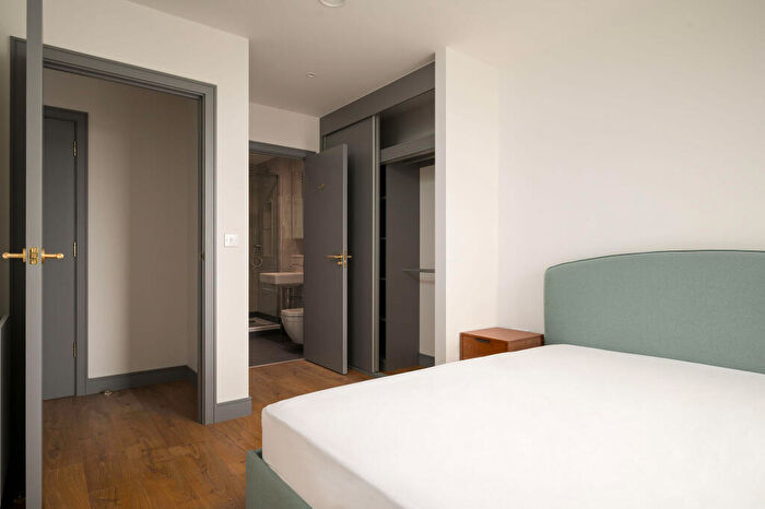 2 Bedroom Flat To Rent In The Gessner, Watermead Way, Tottenham Hale, N17