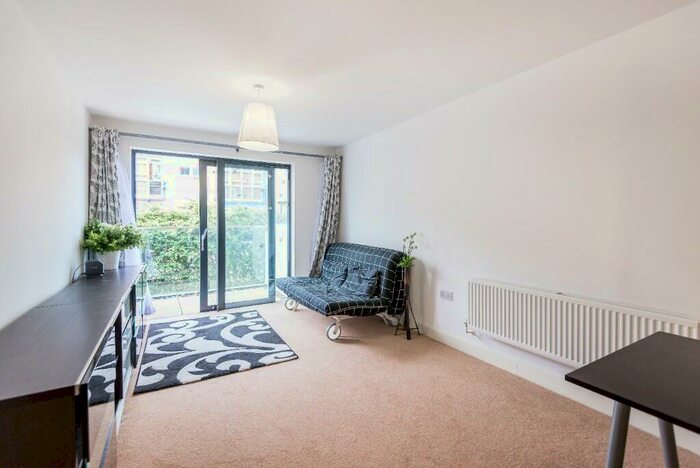 1 Bedroom Apartment To Rent In Needleman Street, Canada Water, SE16