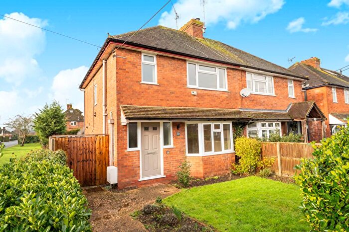 3 Bedroom Semi-Detached House For Sale In Newtown Road, Marlow, SL7