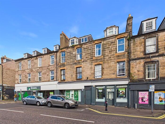 2 Bedroom Flat For Sale In Flat, North Methven Street, Perth, PH1