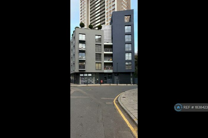 2 Bedroom Flat To Rent In Hall Street, London, EC1V