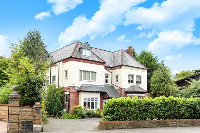 3 Bedroom Flat To Rent In St. Pauls Cray Road Chislehurst, BR7