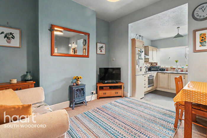 3 Bedroom Terraced House For Sale In Winchester Road, London, E4