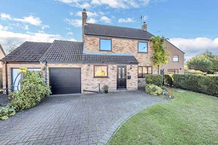 3 Bedroom Detached House For Sale In St. Andrews Drive, Fornham St Martin, IP28
