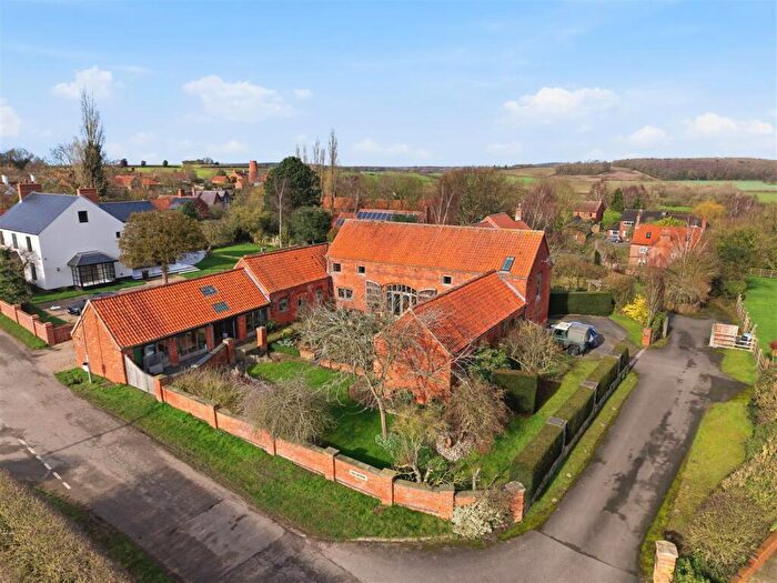 5 Bedroom Barn Conversion For Sale In Church Lane, Eakring, NG22