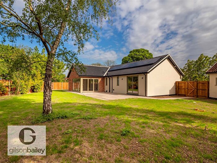 3 Bedroom Detached Bungalow For Sale In Long Stratton Road, Forncett St. Peter, NR16