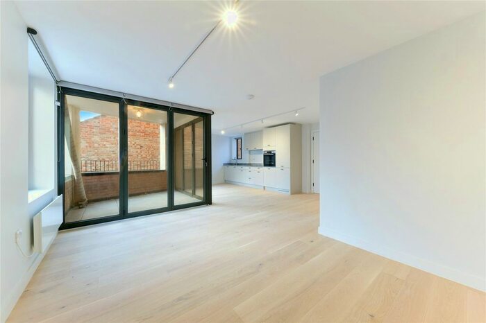 2 Bedroom Flat To Rent In Marischal Road, London, SE13