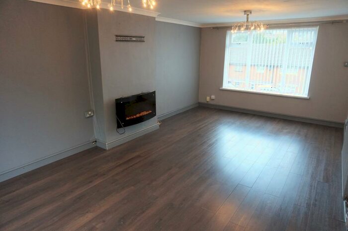 3 Bedroom Semi-Detached House To Rent In Ringwood Hill, Newport, NP19