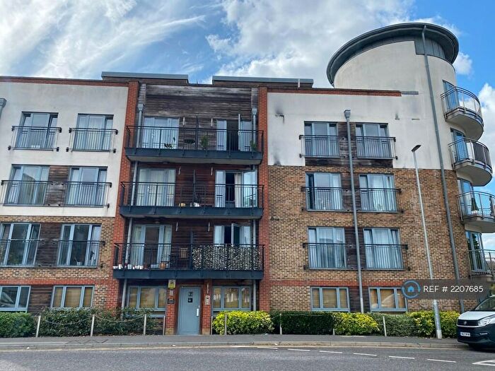 2 Bedroom Flat To Rent In The Waterfront, Hertford, SG14